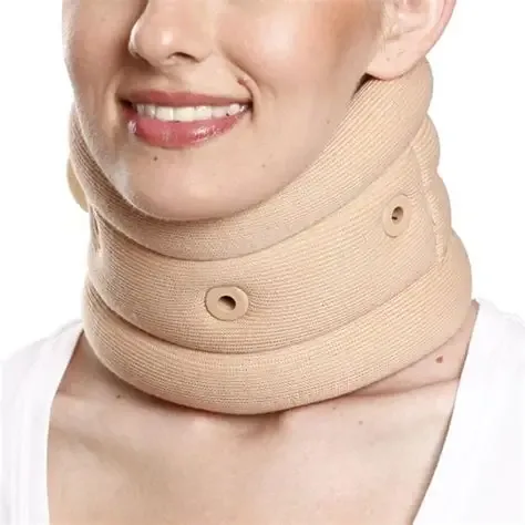 Soft cervical collar